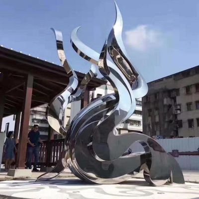 大型不锈钢镜面几何抽象景观摆件