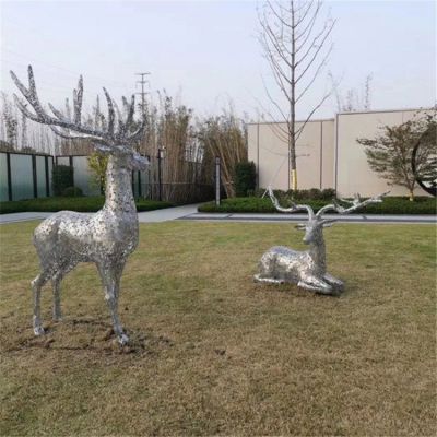别墅园林草坪摆放不锈钢镂空鹿动物博鱼网页版