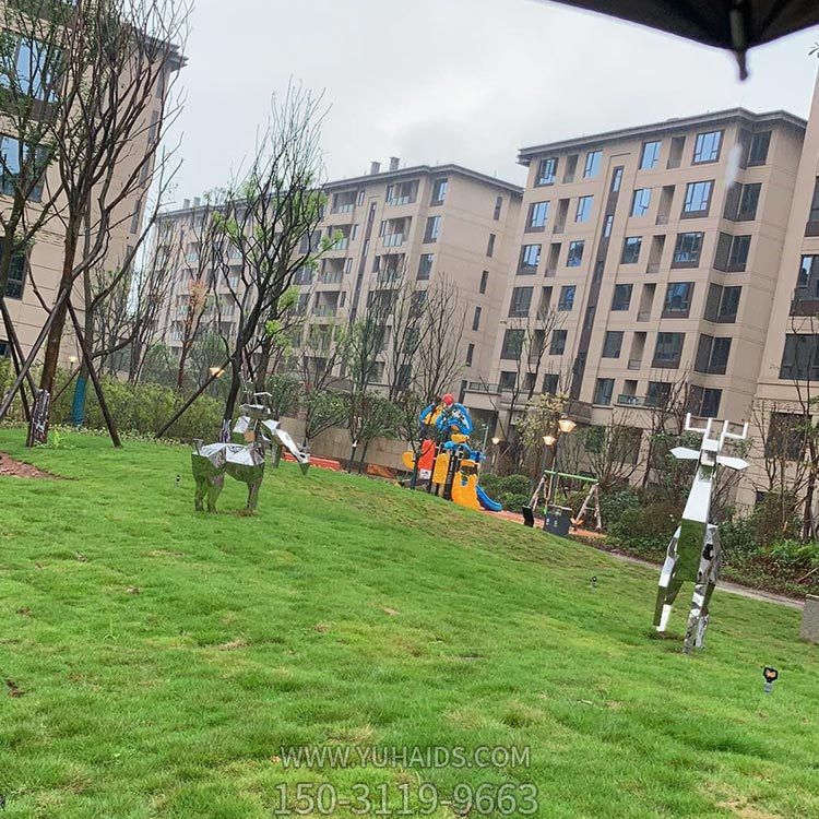 别墅小区园林广场不锈钢镜面几何创意小鹿摆件博鱼网页版