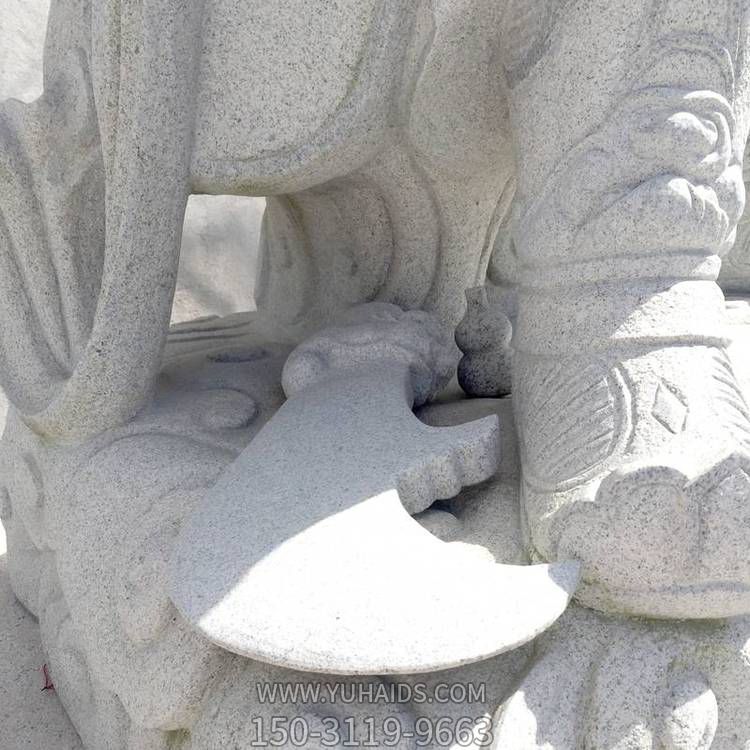 景点寺庙摆放关公菩萨石雕像博鱼网页版