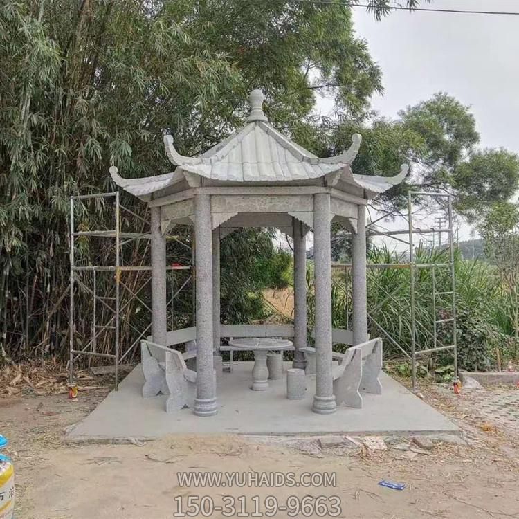 庭院摆放晚霞红石亭子 博鱼网页版