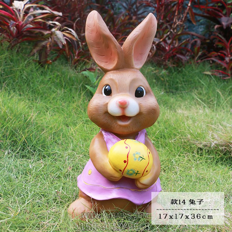 电影院摆放一只呆萌玻璃钢兔子博鱼网页版