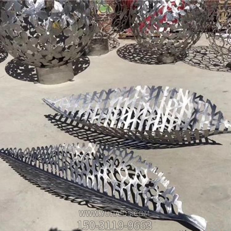不锈钢镂空户外抽象树叶博鱼网页版