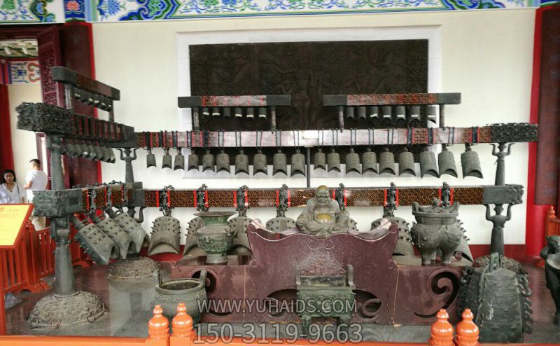 博物馆摆放晴天编钟古代乐器铜雕博鱼网页版