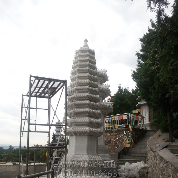 寺院景点摆放汉白玉雕刻舍利塔 经幢塔石雕博鱼网页版