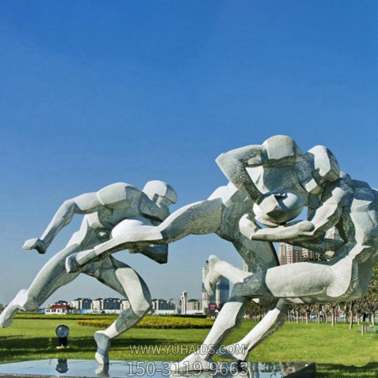 广场摆放大型不锈钢抽象橄榄球运动人物雕像博鱼网页版