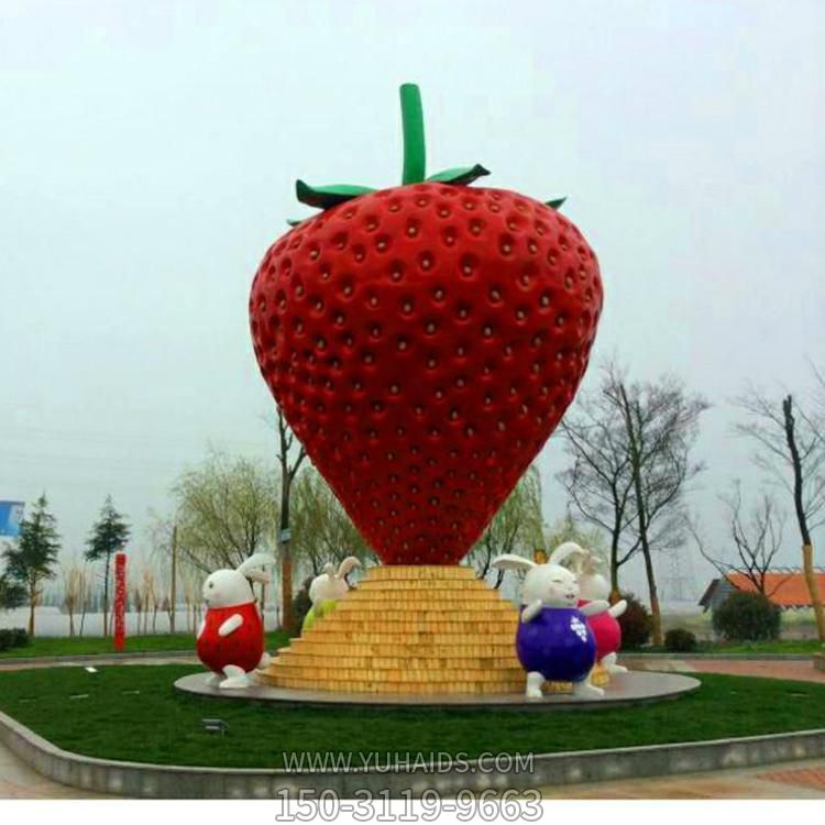 广场大型玻璃钢仿真水果草莓博鱼网页版
