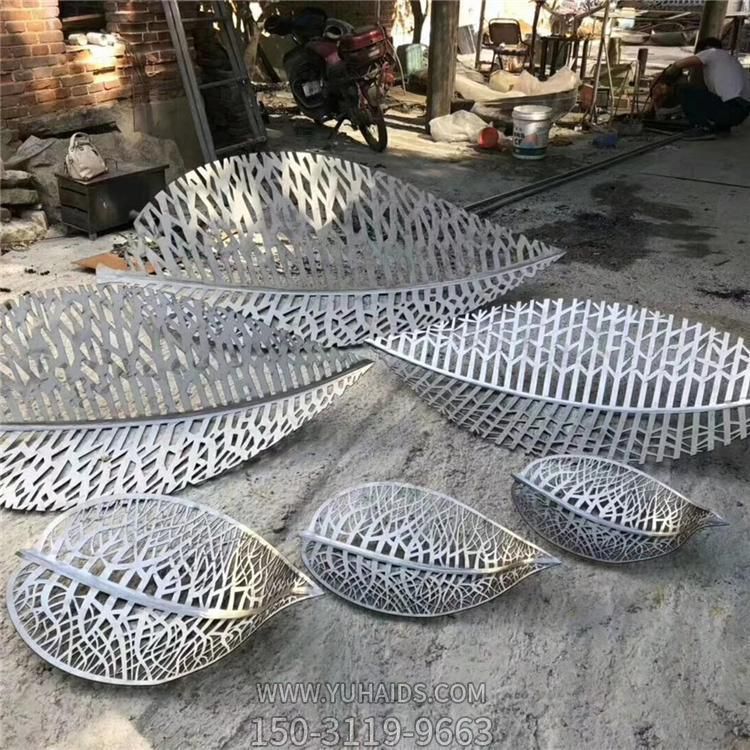 公园广场镂空户外创意景观博鱼网页版