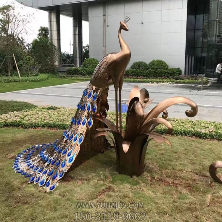 不锈钢烤漆孔雀博鱼网页版售楼部户外园林摆件