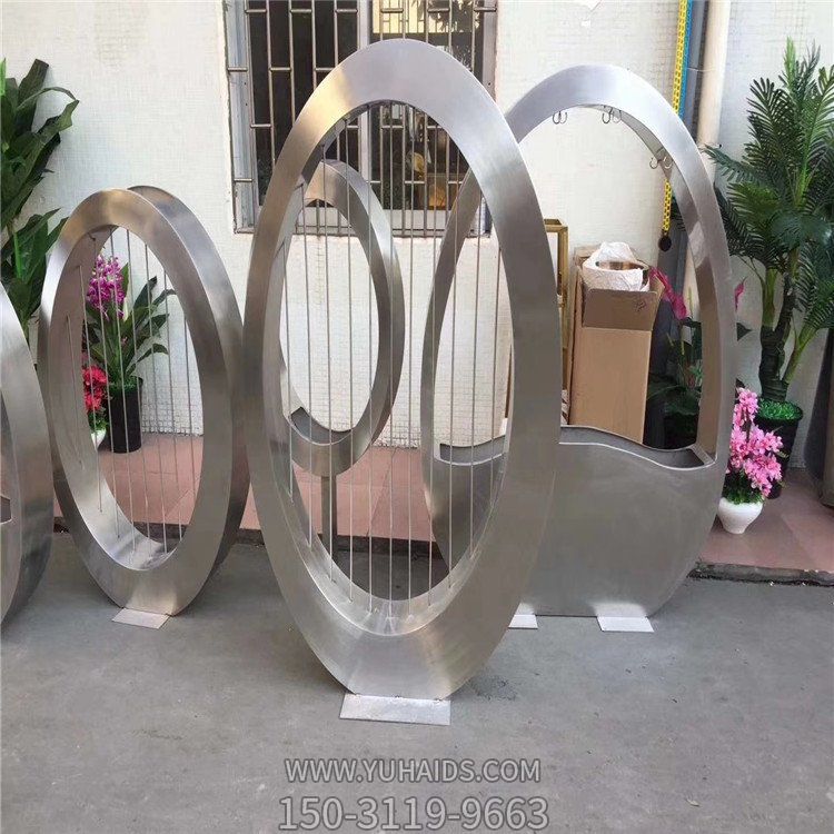 不锈钢镜面不锈钢抽象园林景观圆环摆件博鱼网页版