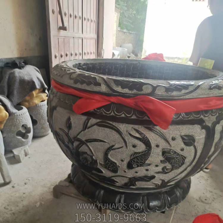 仿古做旧青石石雕养鱼种花的鱼缸博鱼网页版