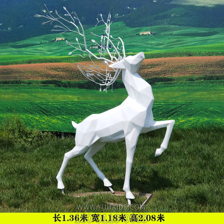 昂头挺胸的几何鹿块面玻璃钢博鱼网页版