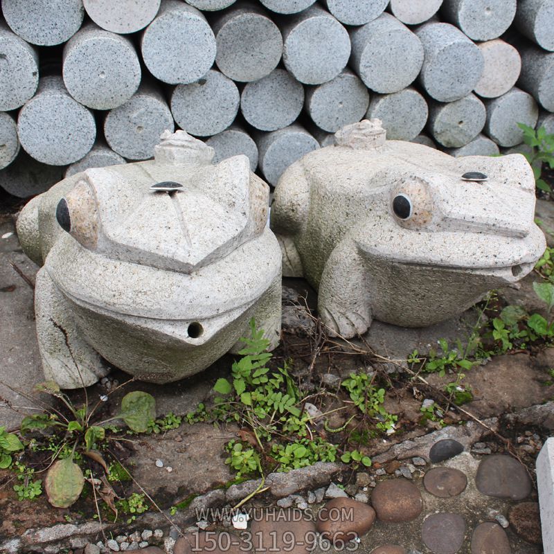 广场两只砂石抽象青蛙博鱼网页版