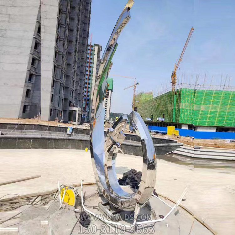 不锈钢镜面抽象景观摆件博鱼网页版