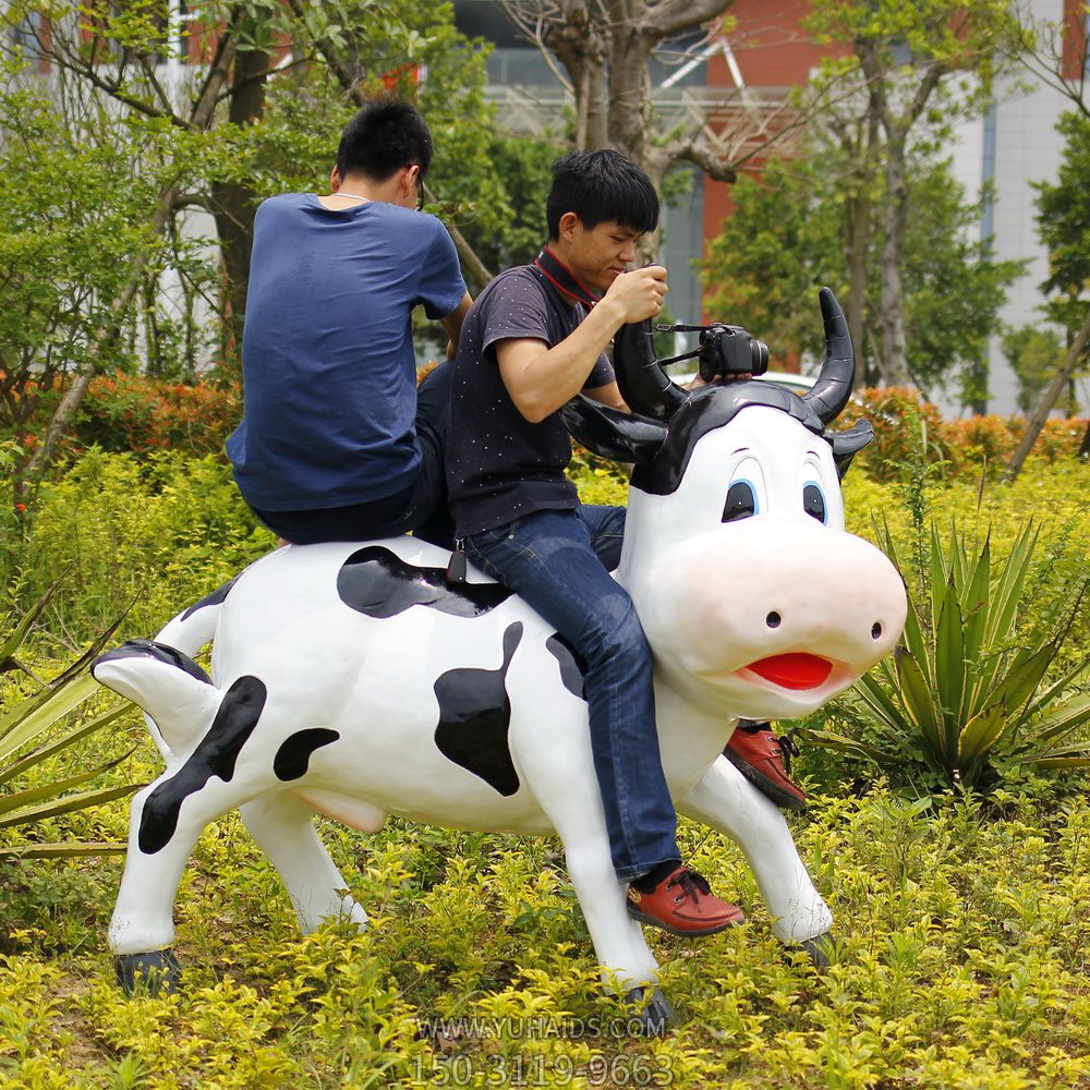 景区一只大号可骑的玻璃钢牛博鱼网页版