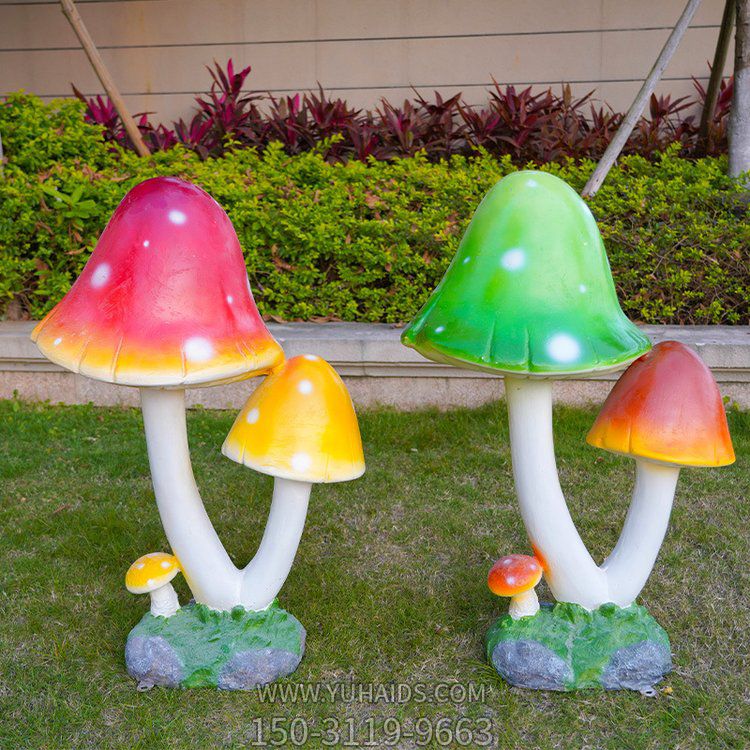 玻璃钢卡通蘑菇造型摆件博鱼网页版