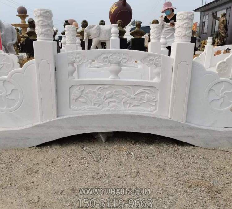 小型创意浮雕大理的拱桥博鱼网页版