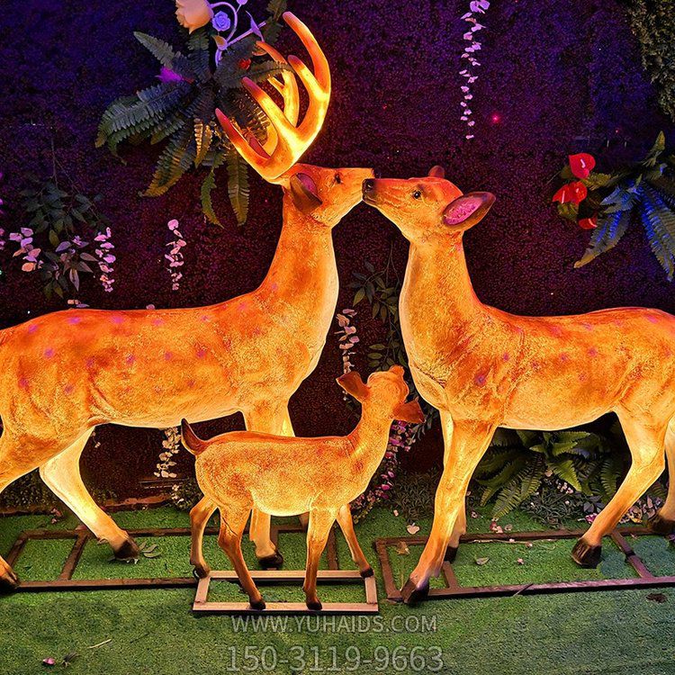 透光梅花鹿一家三口博鱼网页版