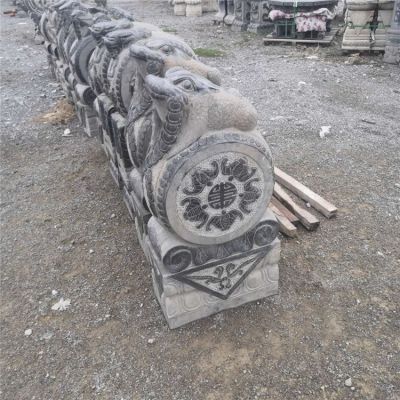金蟾抱鼓石，青石门墩