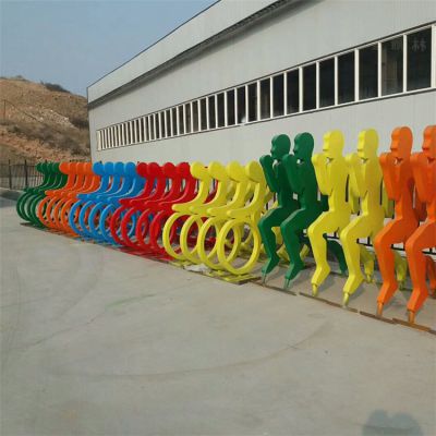 校园体育运动场所不锈钢彩绘抽象骑自行车的人物景观博鱼网页版