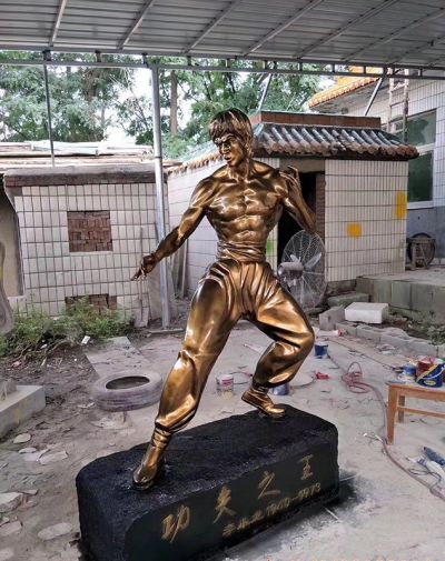 影院铜雕功夫之王李小龙博鱼网页版