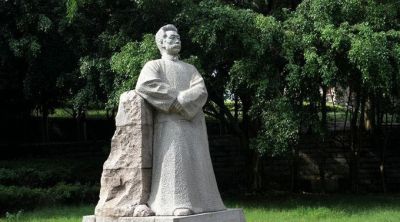 公园广场大理石石雕近代名人鲁迅博鱼网页版