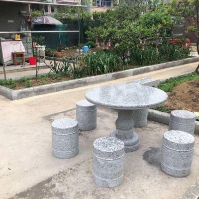 院子摆放休闲花岗岩圆桌凳博鱼网页版