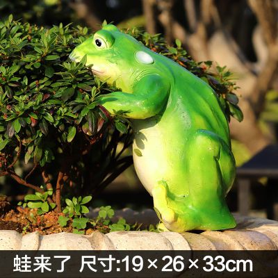 池塘一只创意玻璃钢青蛙博鱼网页版