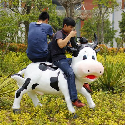 景区一只大号可骑的玻璃钢牛博鱼网页版