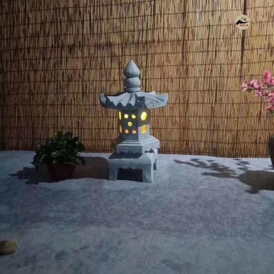 花岗岩落地石头灯笼太阳能石灯 创意景观灯笼博鱼网页版