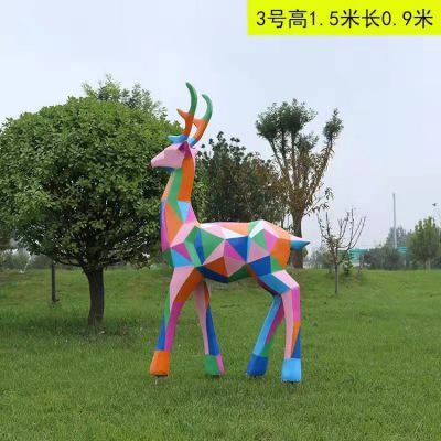 玻璃钢彩绘几何块面抽象动物博鱼网页版摆件