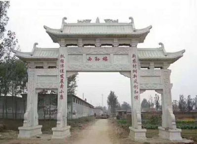 景区村庄口摆放大理石雕刻门楼牌坊博鱼网页版