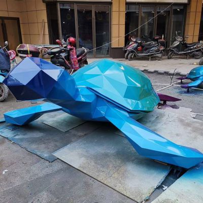 镜面几何乌龟不锈钢博鱼网页版 切面动物海洋馆游乐园广场摆件