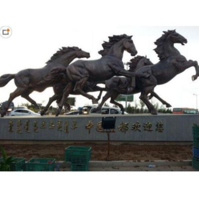 大型广场紫铜铸造户外动物铜马群博鱼网页版  