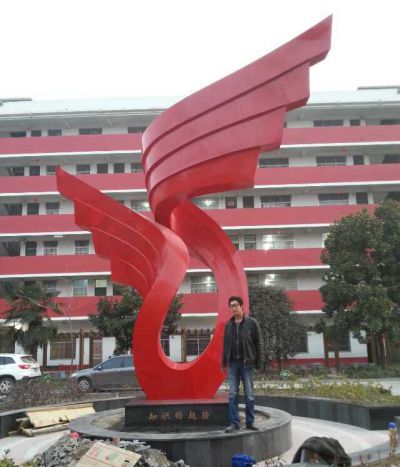 校园玻璃钢放飞斗志激昂的玻璃钢红色翅膀博鱼网页版