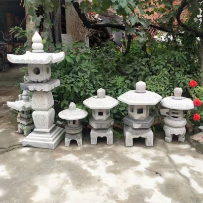  庭院装饰摆放青石雕刻日式石灯博鱼网页版