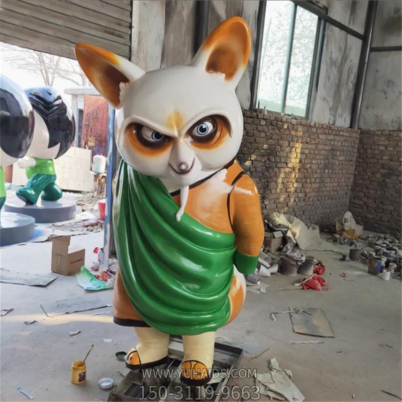 室内游乐园摆放卡通彩绘浣熊师傅玻璃钢博鱼网页版