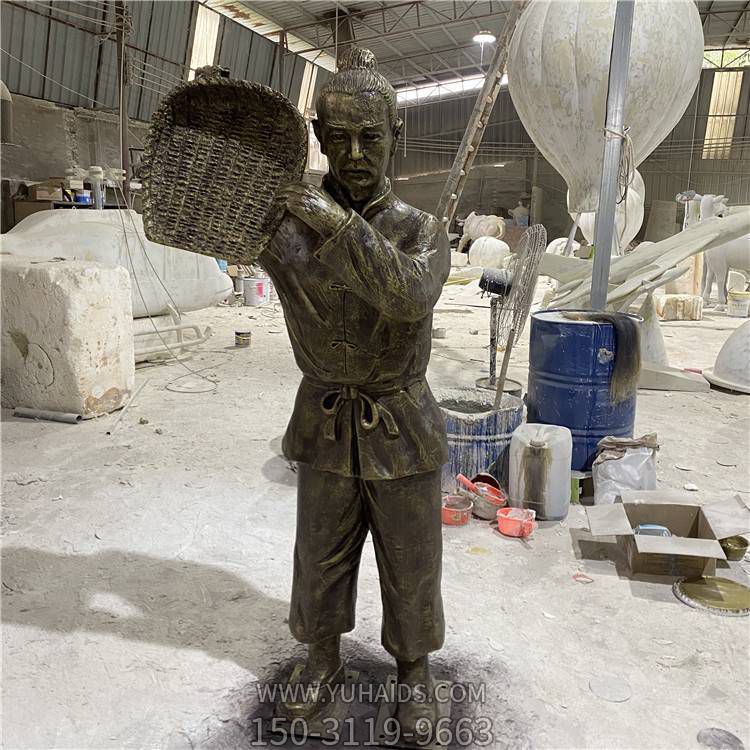 铜雕情景人物景观摆件博鱼网页版