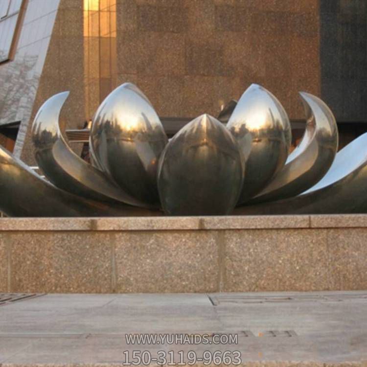 广场不锈钢镜面创意莲花博鱼网页版