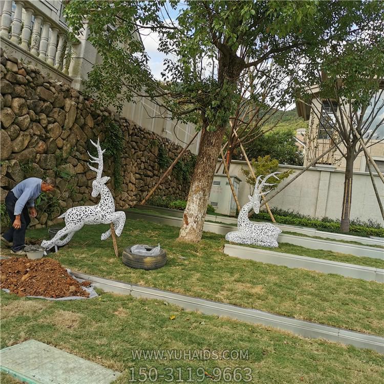 户外园林不锈钢镂空抽象梅花鹿博鱼网页版