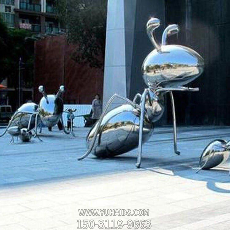 广场摆放不锈钢镜面大型蚂蚁博鱼网页版