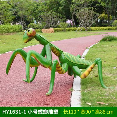 村庄草坪湖边绿色小号玻璃钢螳螂博鱼网页版