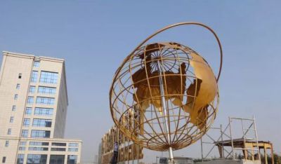 不锈钢地球仪博鱼网页版大型金属镂空书本圆球户外抽象景观创意地球仪博鱼网页版