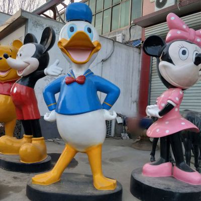 公园玻璃钢卡通唐老鸭博鱼网页版