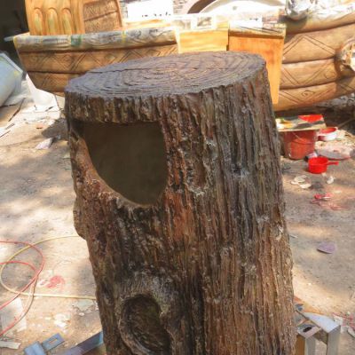 广场景点摆放玻璃钢仿真树木垃圾桶博鱼网页版