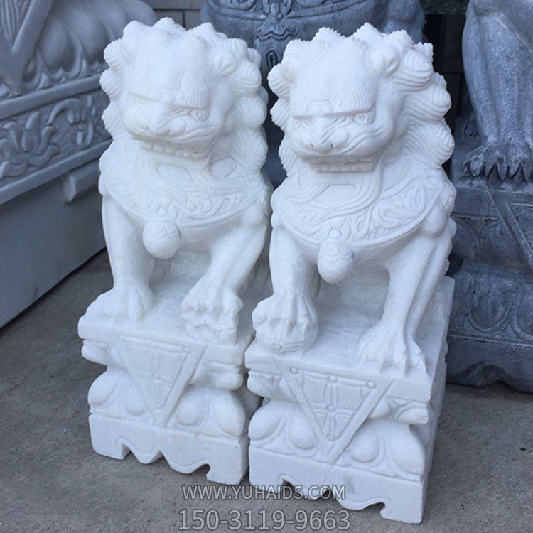 狮子博鱼网页版，户外园林庭院门口摆放镇宅狮子