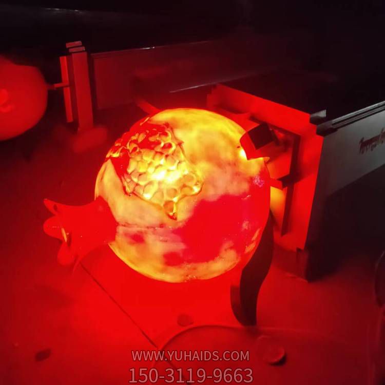玻璃钢公园景观照明植物景观石榴摆件博鱼网页版