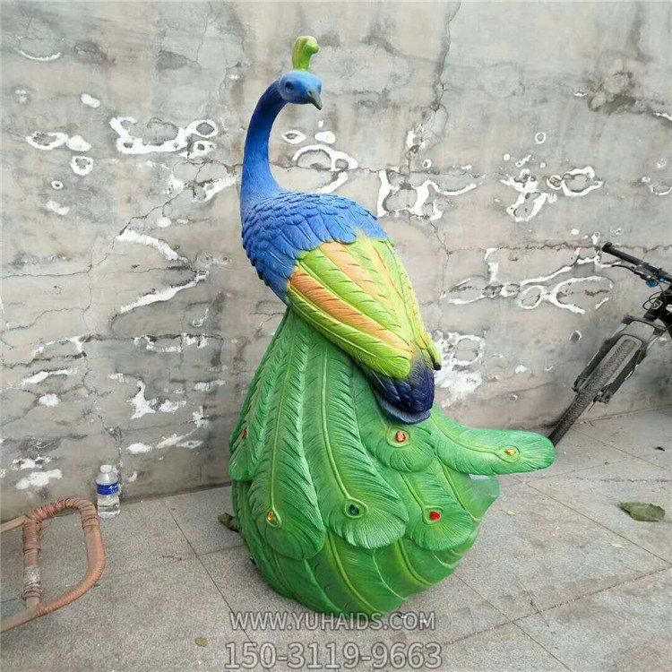 公园景区玻璃钢仿真动物孔雀博鱼网页版