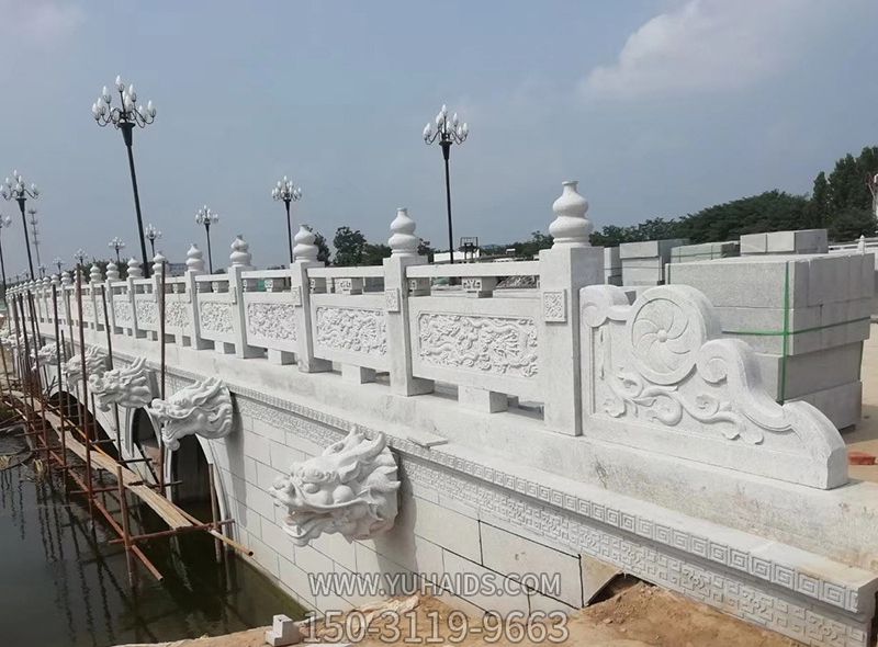 景区河道汉白玉石拱桥雕刻龙纹栏杆博鱼网页版