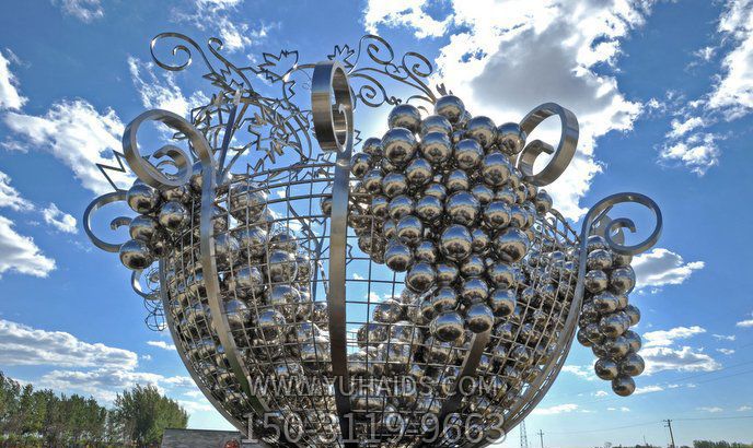 村庄池塘镂空不锈钢葡萄丰收博鱼网页版